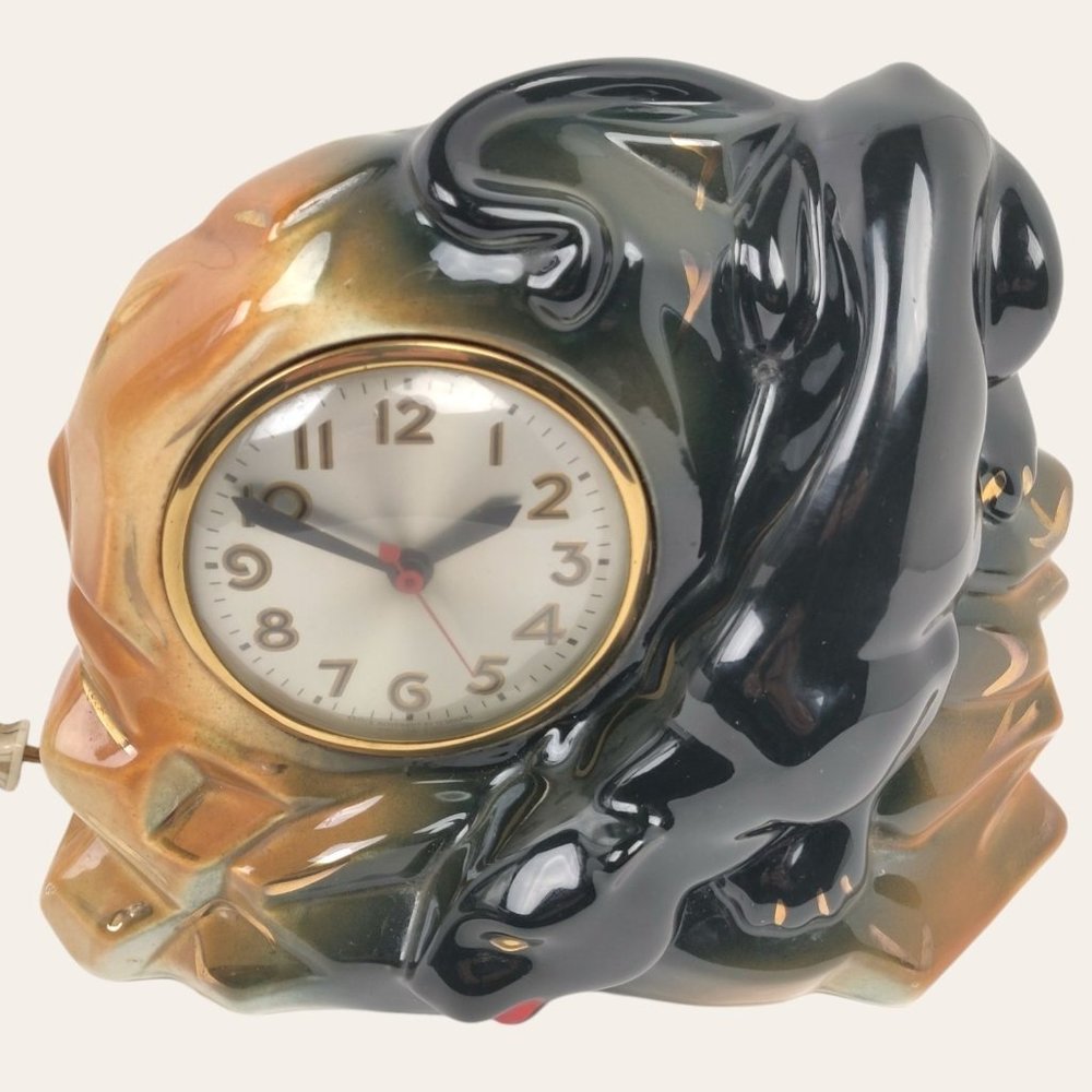 Vintage MCM Black Panther Mantle Clock Art Deco Look Ceramic Sleek Cat Gold Trim